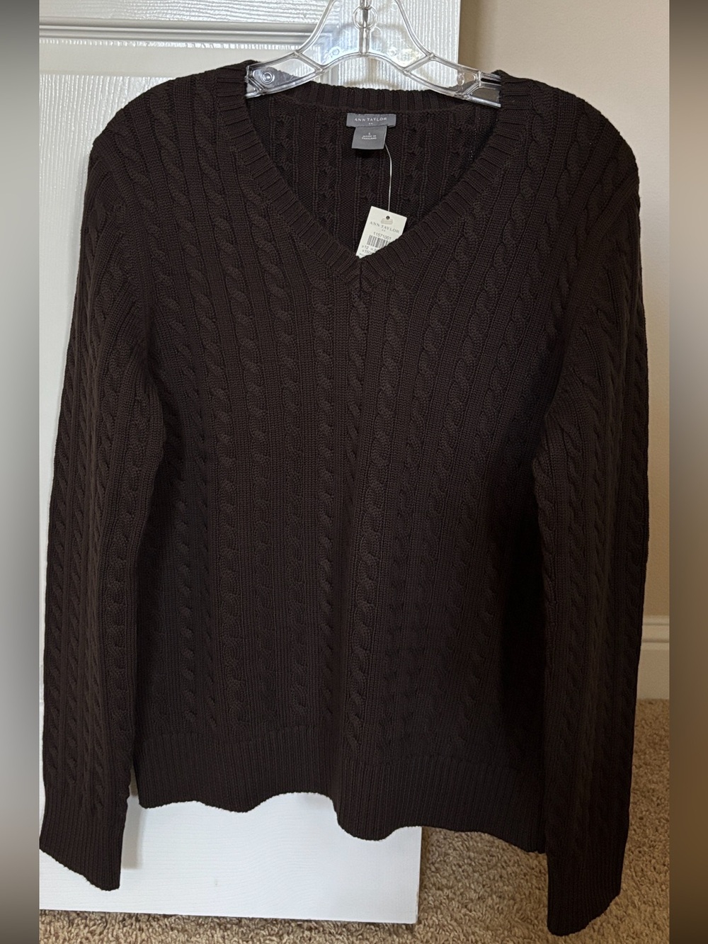 Ann Taylor Cable Knit V-Neck Sweater
Dark Brown - Picture 3 of 17